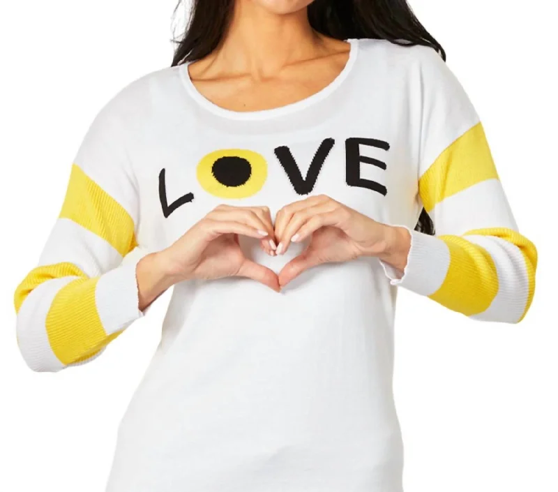 Love Eye Crew Top In White/lemon