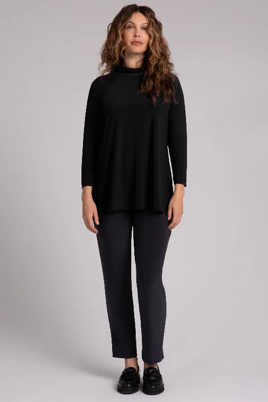 Svelte Funnel Neck Tunic | Black