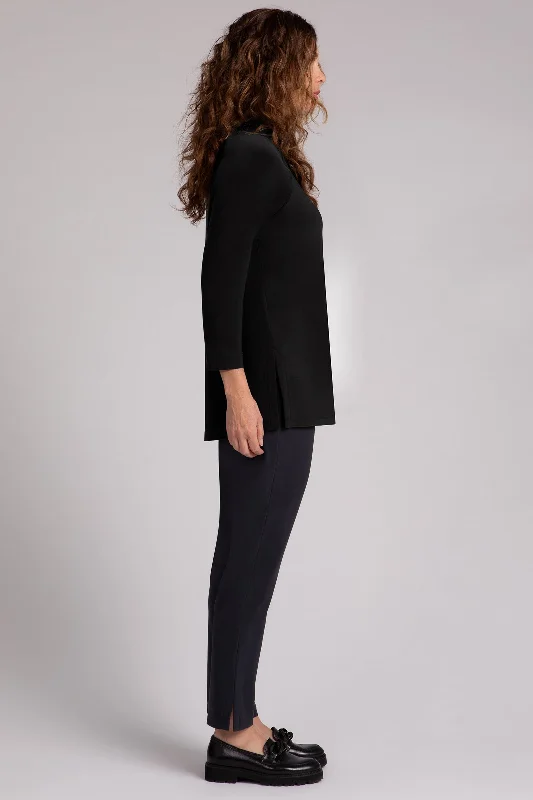 Svelte Funnel Neck Tunic | Black