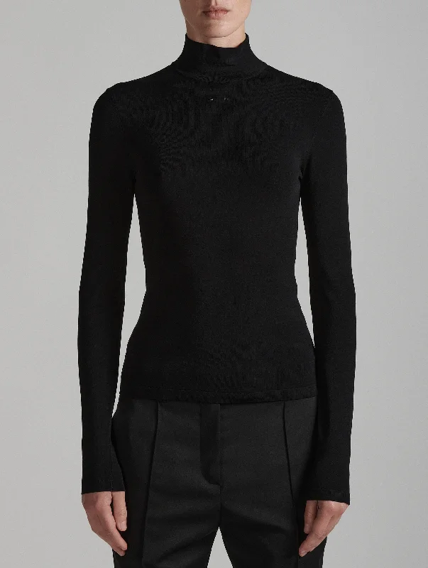 Black second-skin sweater