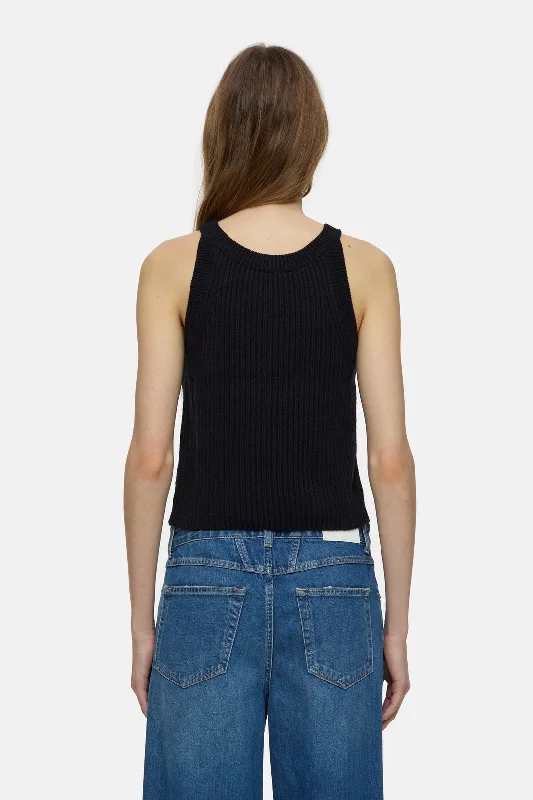 Closed Knit Rib Tank Black