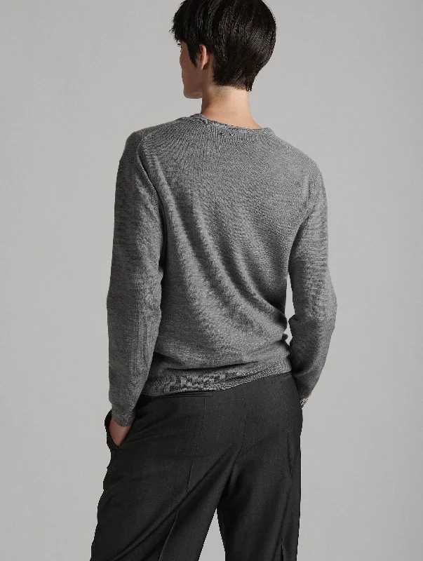 Grey merinos knit V-neck sweater