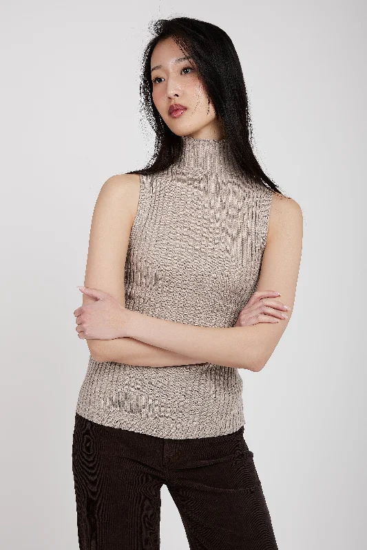 Sleeveless Turtleneck Top in Sand