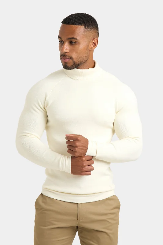 Supersoft Roll Neck in Chalk