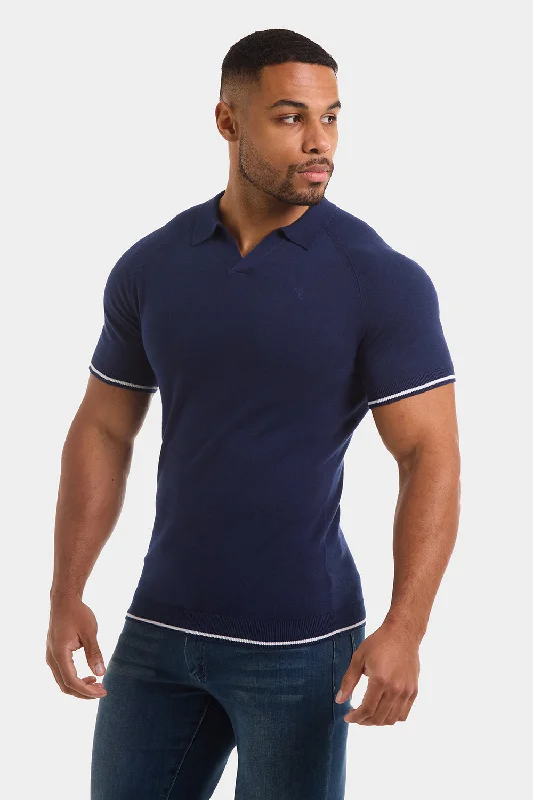 Tipped Buttonless Open Collar Polo in Navy/White