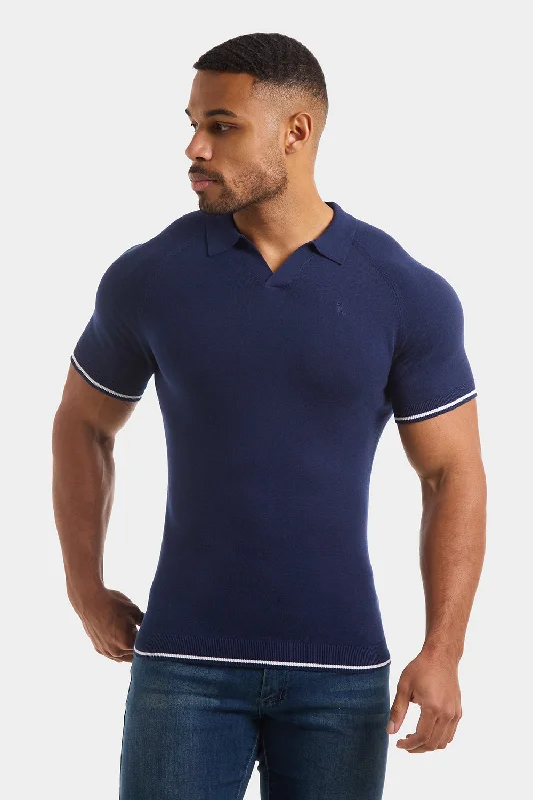 Tipped Buttonless Open Collar Polo in Navy/White